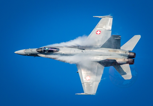 Swiss hornet display team 