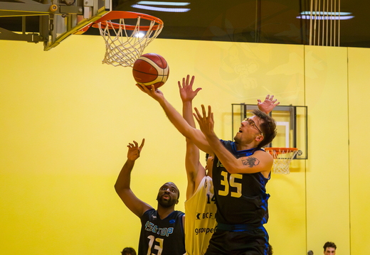 Basket, Isotop vs Olympic