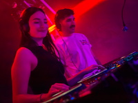  MG 6951 Groove Circle