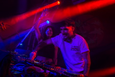  MG 6980 Groove Circle