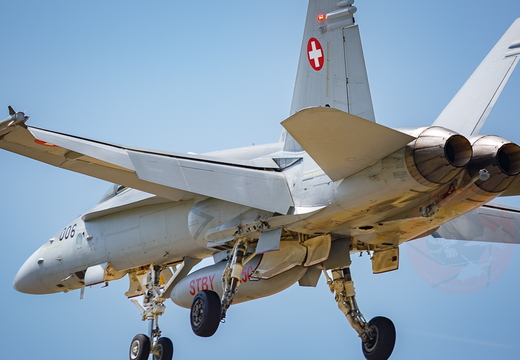 Daily flights at Payerne airbase (CH)